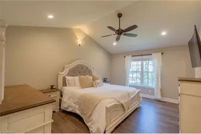 6729 Rollingwood Drive, Clemmons, NC 27012 - Photo 15