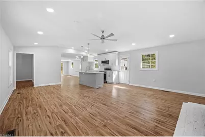 806 Larkwood Drive, Greensboro, NC 27410 - Photo 15