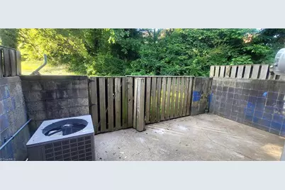 3919 Overland Heights #G, Greensboro, NC 27407 - Photo 33