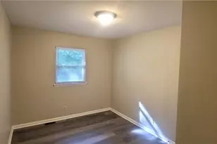 3919 Overland Heights, Greensboro, NC 27407 - Photo 29