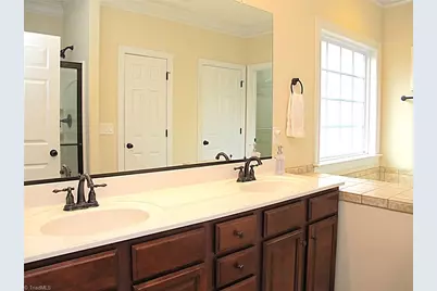 5098 Wyngate Village Drive, Winston-Salem, NC 27103 - Photo 21