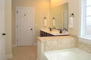 5098 Wyngate Village Dr, Winston-Salem, NC 27103 - Photo 23