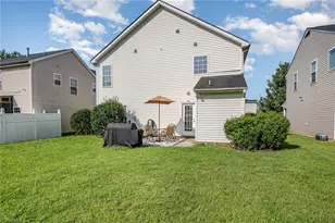 1214 Waterlyn Dr, Greensboro, NC 27405 - Photo 27