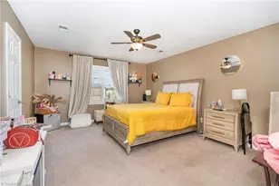 1214 Waterlyn Dr, Greensboro, NC 27405 - Photo 17