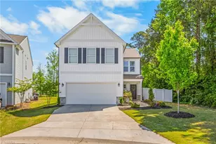 4020 Centerpiece Ct, High Point, NC 27265 - Photo 3