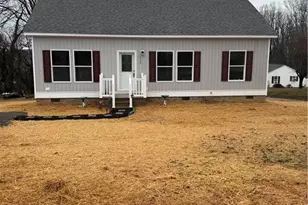 113 Hill St, Jonesville, NC 28642 - Photo 1