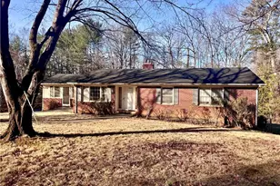 229 Woodland Dr, Elkin, NC 28621 - Photo 1