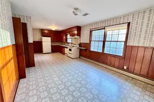 229 Woodland Dr, Elkin, NC 28621 - Photo 1