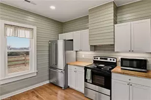 5608 E Old US Hwy 421, East Bend, NC 27018 - Photo 11