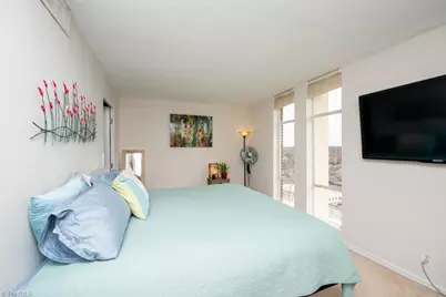 1101 Elm Street #1101, Greensboro, NC 27401 - Photo 23
