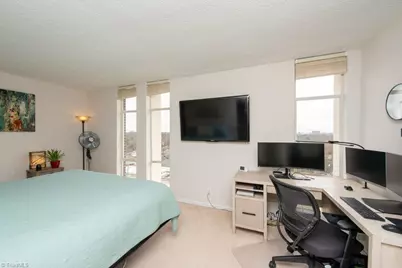 1101 Elm Street #1101, Greensboro, NC 27401 - Photo 21