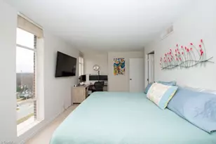 1101 Elm St, Greensboro, NC 27401 - Photo 17