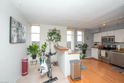 1101 Elm Street #1101, Greensboro, NC 27401 - Photo 23