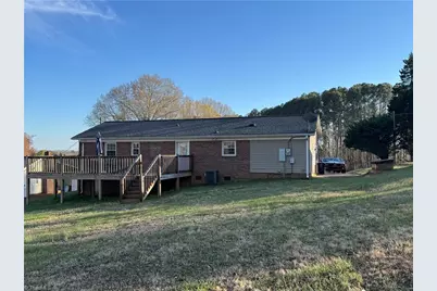 158 Betty Avenue, Mount Airy, NC 27030 - Photo 3
