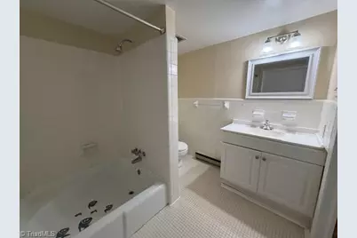 1806 Walker Avenue #D, Greensboro, NC 27403 - Photo 7