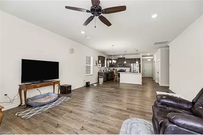 940 Bloomington Way, High Point, NC 27265 - Photo 5