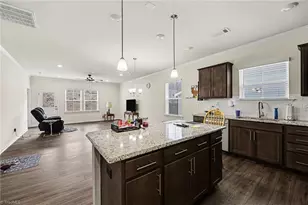 940 Bloomington Wy, High Point, NC 27265 - Photo 7