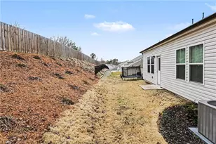 940 Bloomington Wy, High Point, NC 27265 - Photo 23