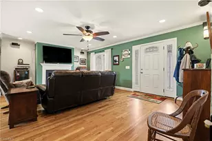289 Jacobs Trl, Burlington, NC 27217 - Photo 15