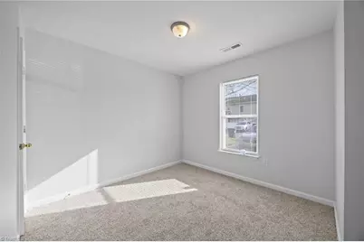 422 Bingham Street, Greensboro, NC 27401 - Photo 9