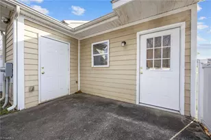 422 Bingham St, Greensboro, NC 27401 - Photo 17