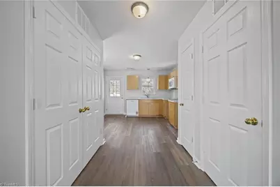 422 Bingham Street, Greensboro, NC 27401 - Photo 13