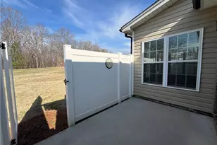 1206 Suzanne Ln, Lexington, NC 27295 - Photo 23