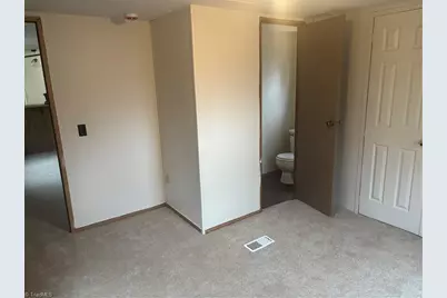 366 Sherwood Drive, Lexington, NC 27292 - Photo 5