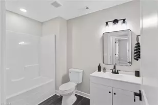 821 Bridge St, Eden, NC 27288 - Photo 23