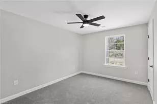 821 Bridge St, Eden, NC 27288 - Photo 27