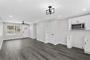 821 Bridge St, Eden, NC 27288 - Photo 13