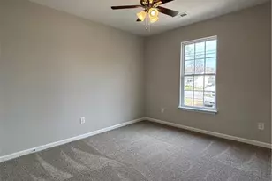 1404 Ardmore Dr, Greensboro, NC 27401 - Photo 9