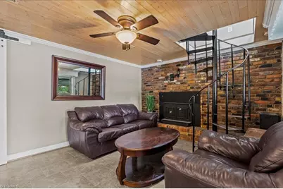 718 Lake Drive 9, Lexington, NC 27292 - Photo 15