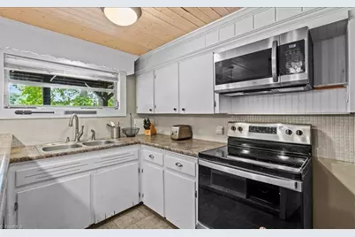 718 Lake Drive 9, Lexington, NC 27292 - Photo 19