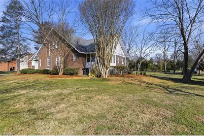 4635 Shattalon Drive, Winston-Salem, NC 27106 - Photo 33