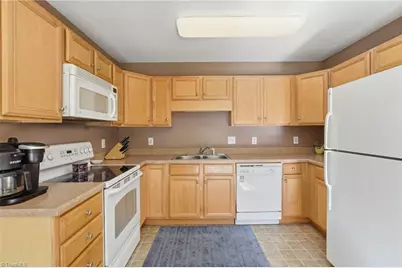 1877 Oakhurst Park Lane, Kernersville, NC 27284 - Photo 17