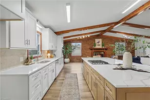 210 Parkway Ave, High Point, NC 27262 - Photo 7