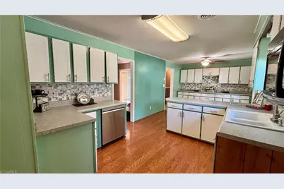 3948 Valley Drive, Sophia, NC 27350 - Photo 9