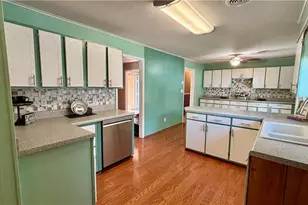 3948 Valley Dr, Sophia, NC 27350 - Photo 9