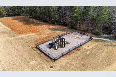 400 Doral Court, Mebane, NC 27302 - Photo 9