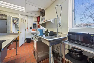 2300 Spring Garden Street, Greensboro, NC 27403 - Photo 23