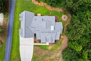 591 Emerald Isle Ct, Lexington, NC 27292 - Photo 5