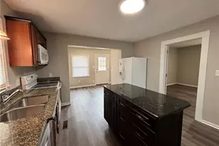 711 South St, Mount Airy, NC 27030 - Photo 3