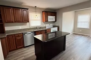 711 South St, Mount Airy, NC 27030 - Photo 5