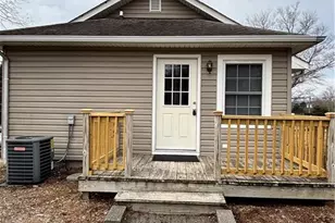 711 South St, Mount Airy, NC 27030 - Photo 13