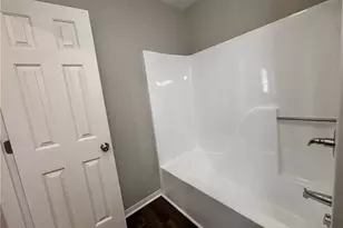 711 South St, Mount Airy, NC 27030 - Photo 9