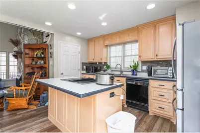 901 Tanglewood Dr Extension, Siler City, NC 27344 - Photo 15