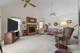 3901 Coltswood Dr, Greensboro, NC 27406 - Photo 11