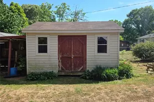 614 Bryant St, Eden, NC 27288 - Photo 29