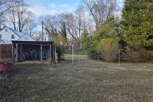 614 Bryant St, Eden, NC 27288 - Photo 13